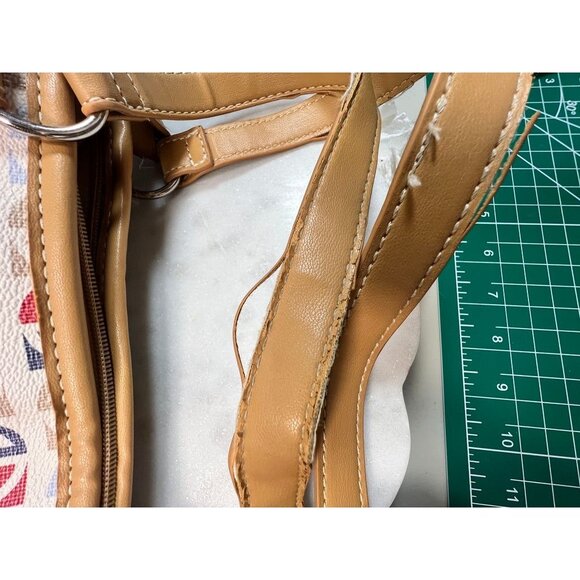 Giani Bernini Womens Logo Print Tote Bag Tan Straps & Multiple Pockets READ - Picture 6 of 7